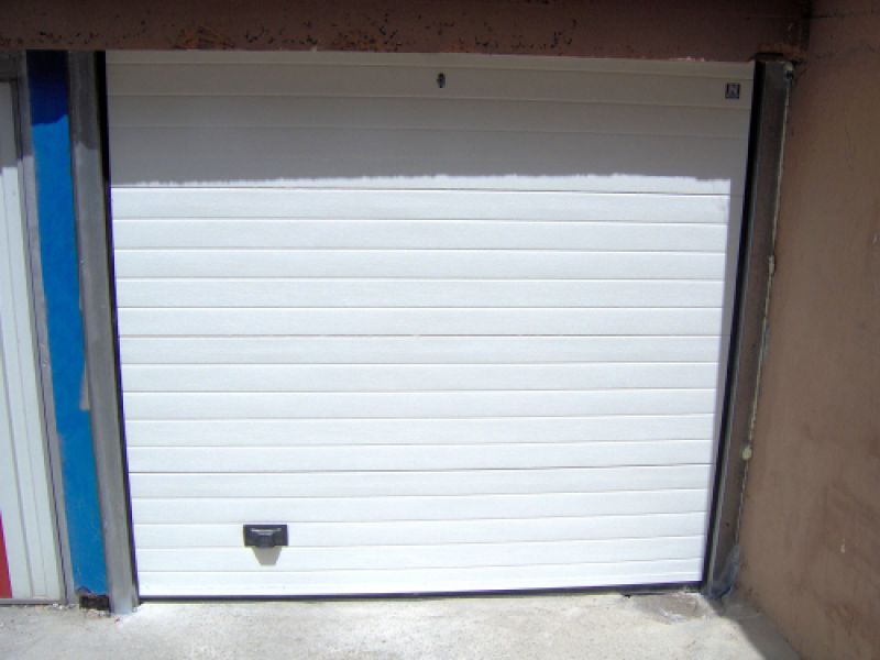 Puertas automáticas seccionales Puertas automáticas seccionales